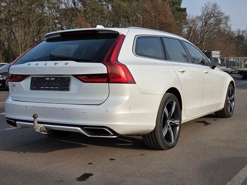 Gebraucht Volvo V90 R-Design 190 PS (139 kW) 2016 Weiß Kombi