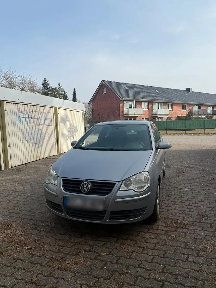 Gebraucht VW Polo Edition 80 PS (58 kW) 2008 Silber Kleinwagen