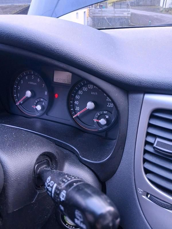 Gebraucht Kia Rio 96 PS (70 kW) 2008 Schwarz Kleinwagen