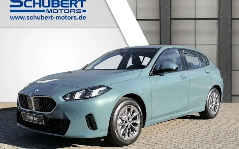 Gebraucht BMW 116 122 PS (89 kW) 2026 Grün Kleinwagen