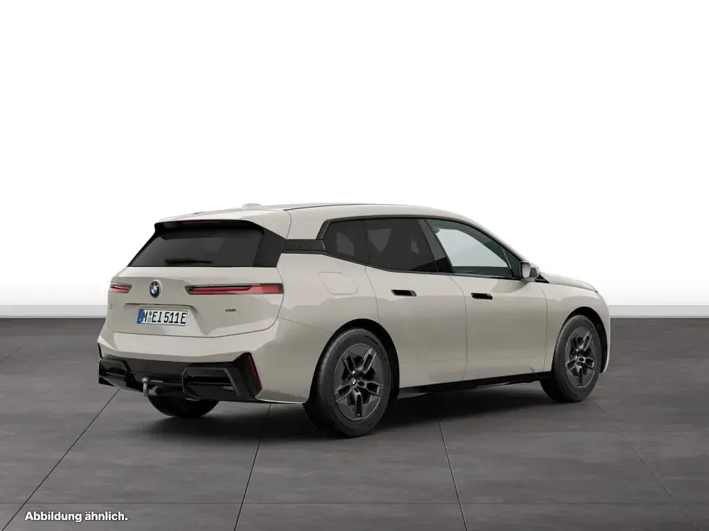 Gebraucht BMW iX 300 kW (408 PS) 2025 Grau SUV