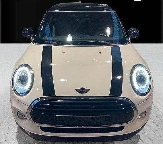 Beige Gebraucht 2017 Mini Cooper D Chili Kleinwagen | 10.970 € (Fairer Preis) - Bild 1/4