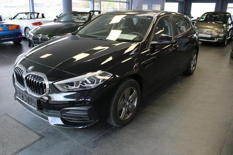 Gebraucht BMW 118 Advantage 140 PS (102 kW) 2020 Schwarz Kleinwagen