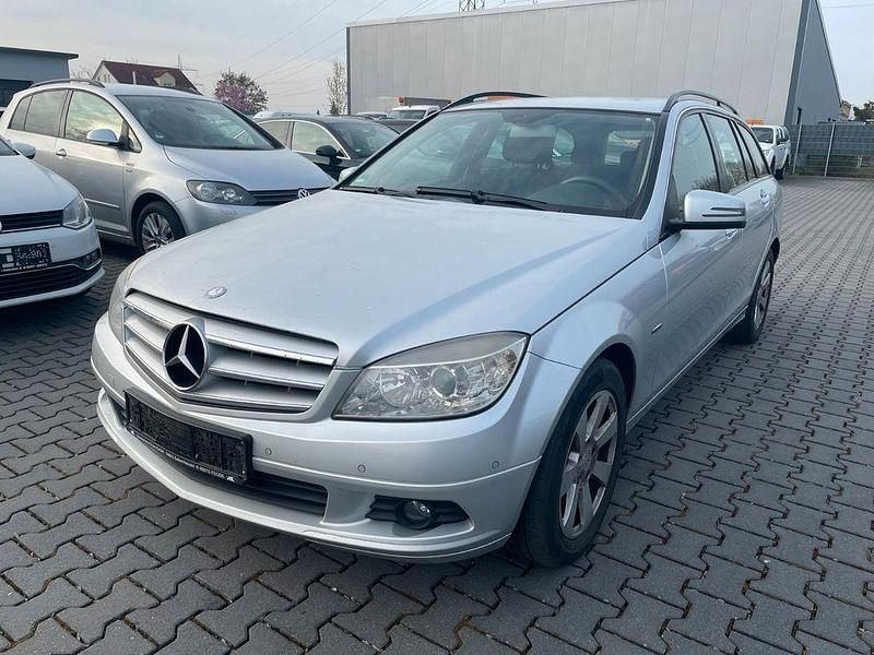 Gebraucht Mercedes C220 170 PS (125 kW) 2009 Silber Limousine