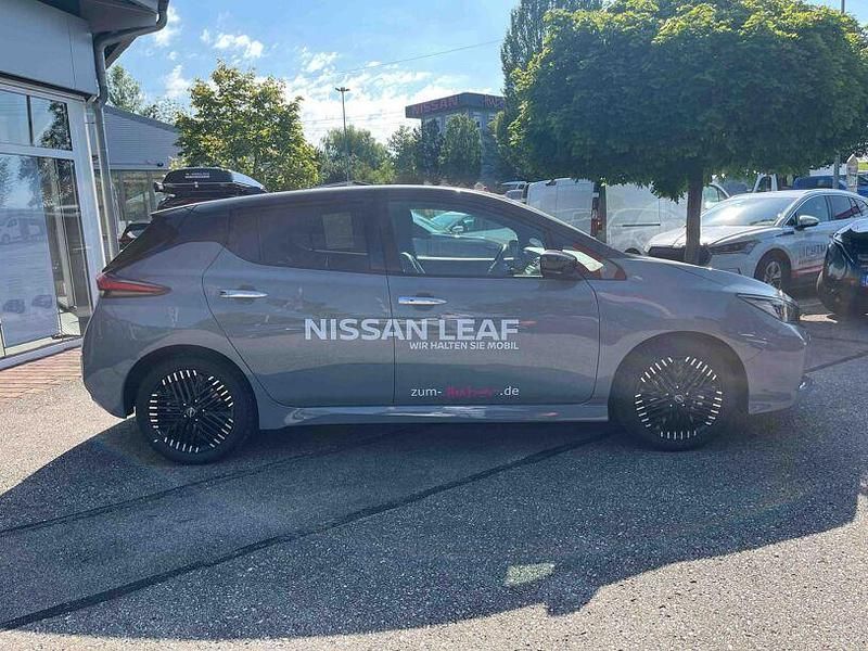 Gebraucht Nissan Leaf Tekna 110 kW (150 PS) 2023 Andere farbe Kleinwagen