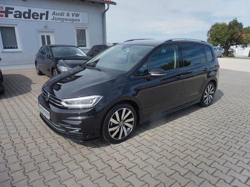 Gebraucht VW Touran Goal 150 PS (110 kW) 2025 Schwarz Van / Kleinbus