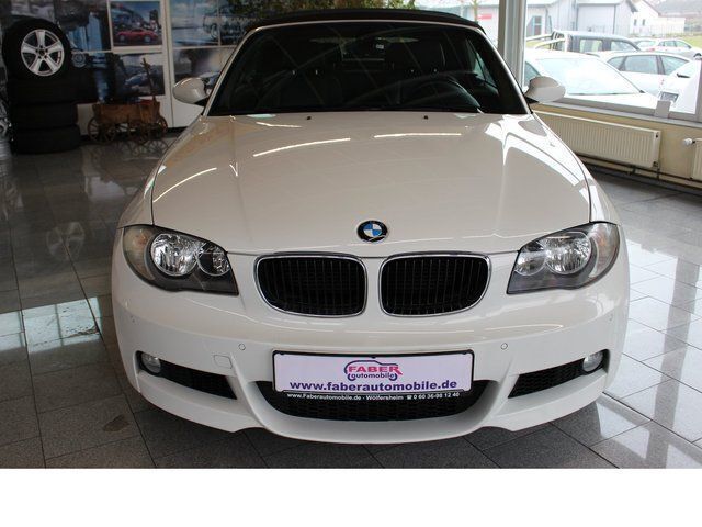Gebraucht BMW 118 Cabriolet M Sport 143 PS (105 kW) 2009 Weiß metallic Cabrio