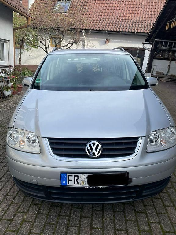 Silber Gebraucht 2005 VW Touran Highline Van / Kleinbus | 6.850 € - Bild 1/4