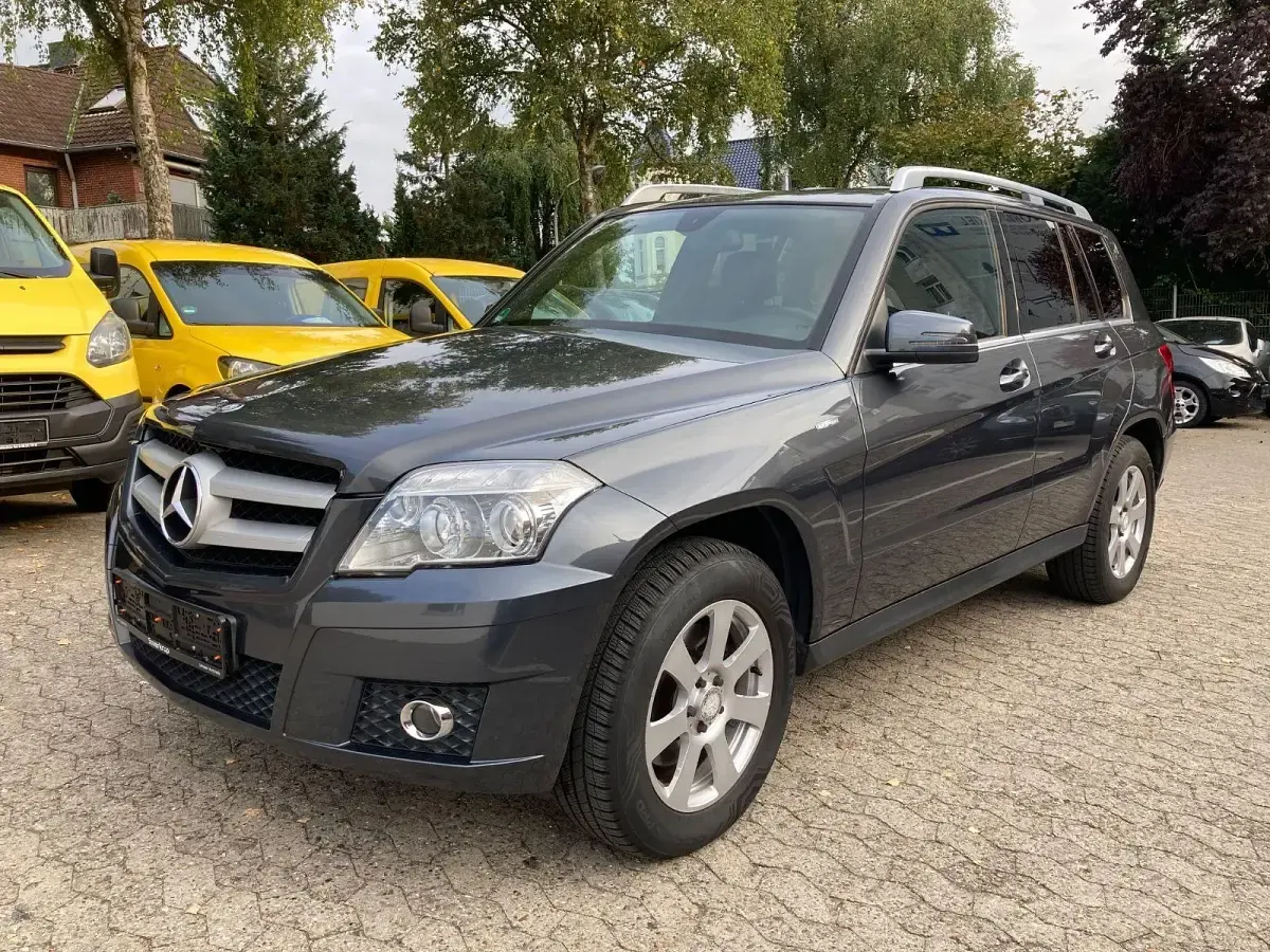 Gebraucht Mercedes GLK220 Sport 170 PS (125 kW) 2011 Grau SUV