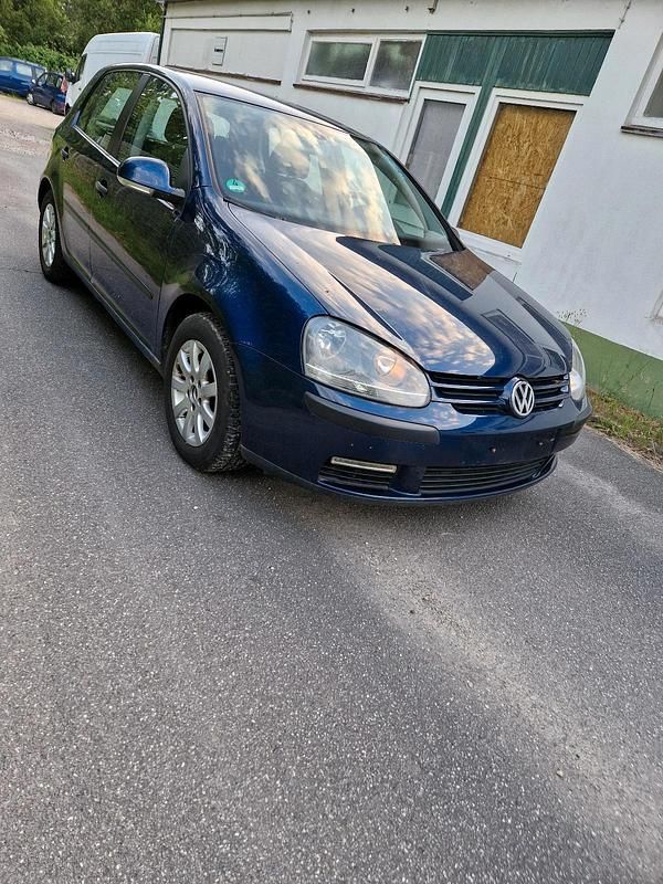 Gebraucht VW Golf V 75 PS (55 kW) 2004 Blau Limousine