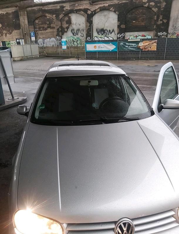 Gebraucht VW Golf IV 101 PS (74 kW) 2003 Silber Limousine