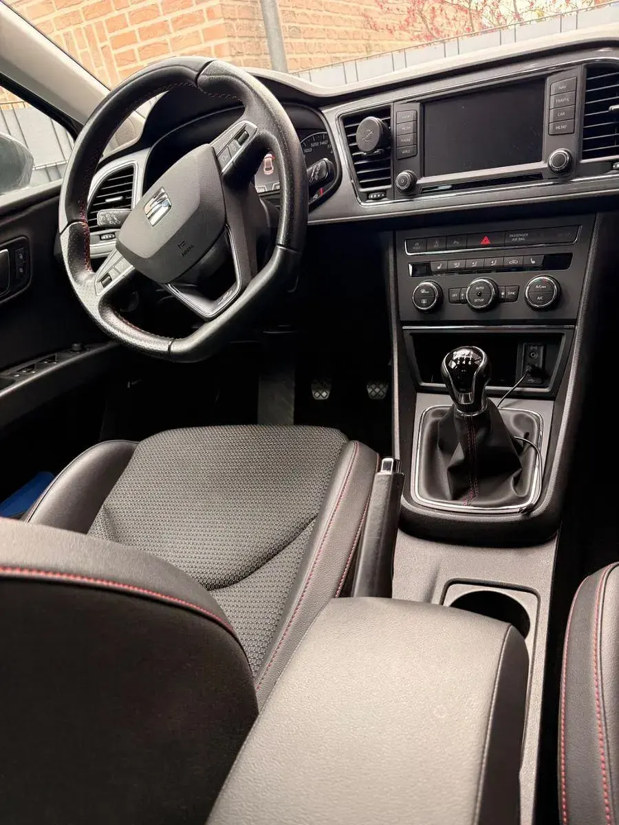 Gebraucht Seat Leon FR 125 PS (91 kW) 2016 Grau Limousine
