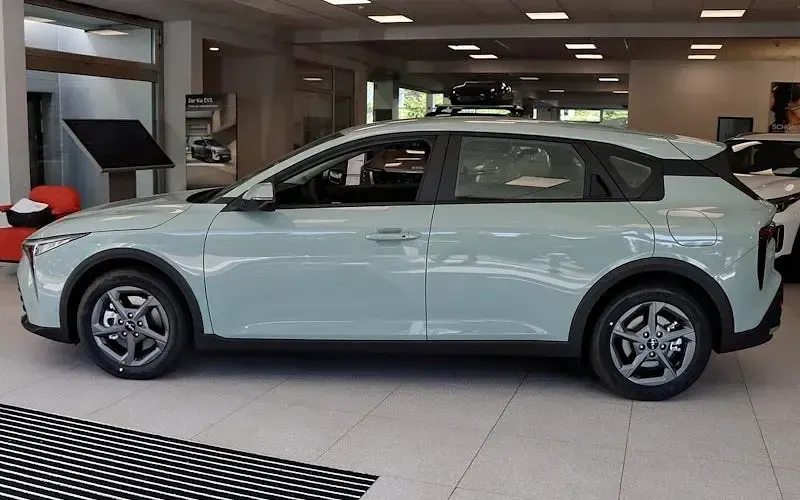 Neu Kia Ceed Vision 150 PS (110 kW) 2026 Grau Kleinwagen