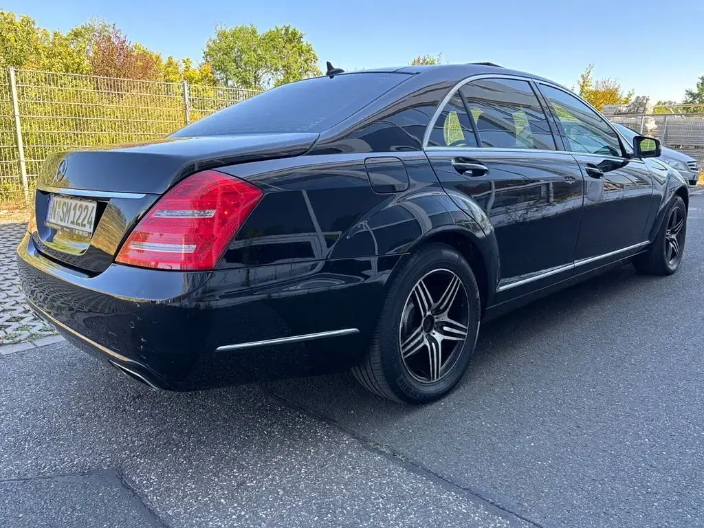 Gebraucht Mercedes S250 204 PS (150 kW) 2012 Schwarz Limousine