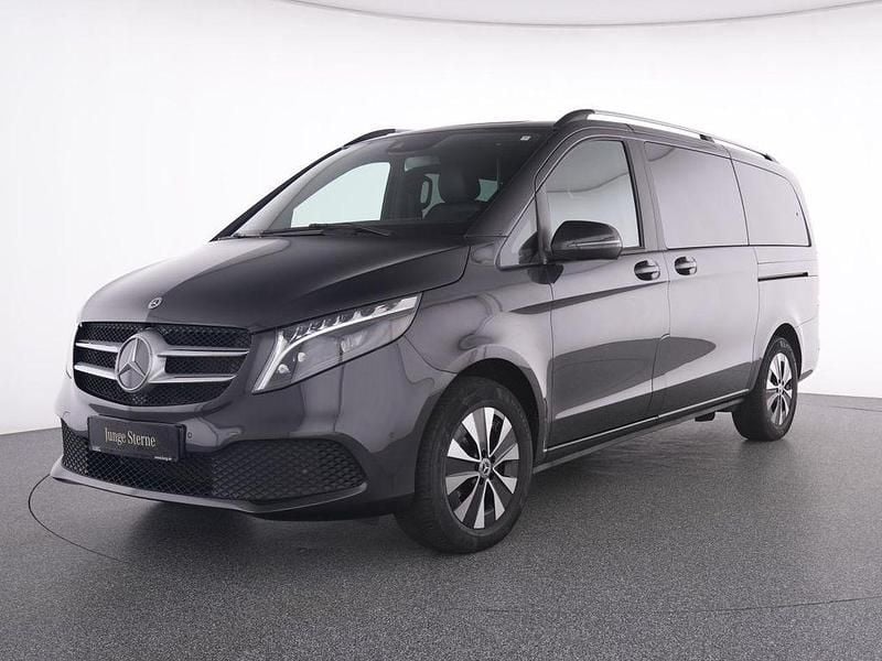 Gebraucht Mercedes V250 190 PS (139 kW) 2024 Graphitgrau metallic Van / Kleinbus