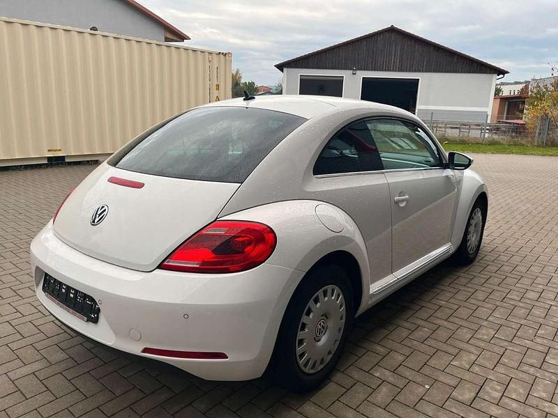 Second-hand VW Beetle Design 105 CP (77 kW) 2012 Alb Hatchback