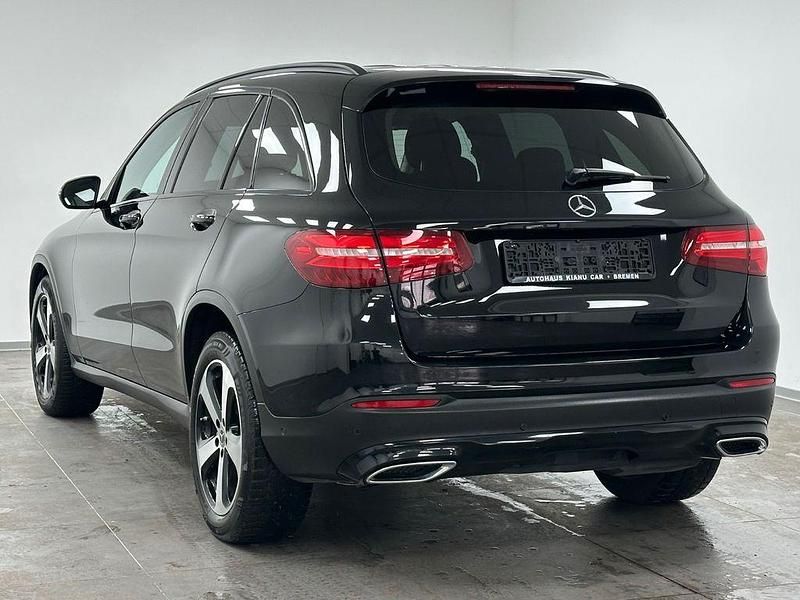Gebraucht Mercedes GLC220 Night 170 PS (125 kW) 2018 Schwarz SUV