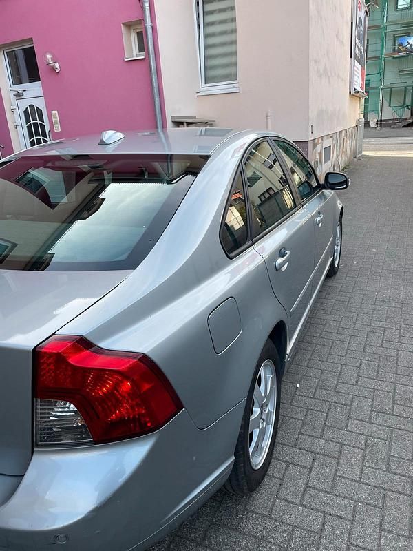 Gebraucht Volvo S40 125 PS (91 kW) 2009 Grau Limousine
