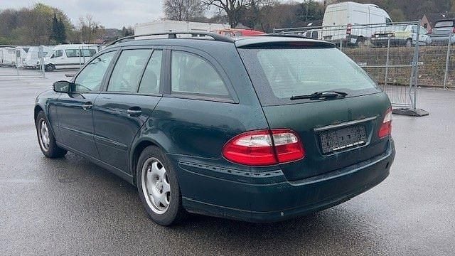 Gebraucht Mercedes E280 Elegance 190 PS (139 kW) 2006 Grün Limousine