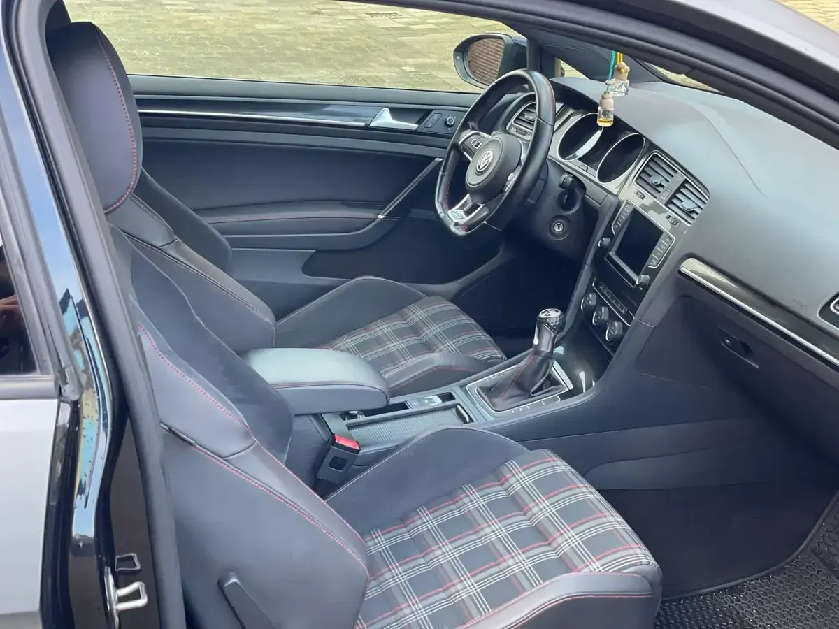 Gebraucht VW Golf GTI 2015 Schwarz Coupé