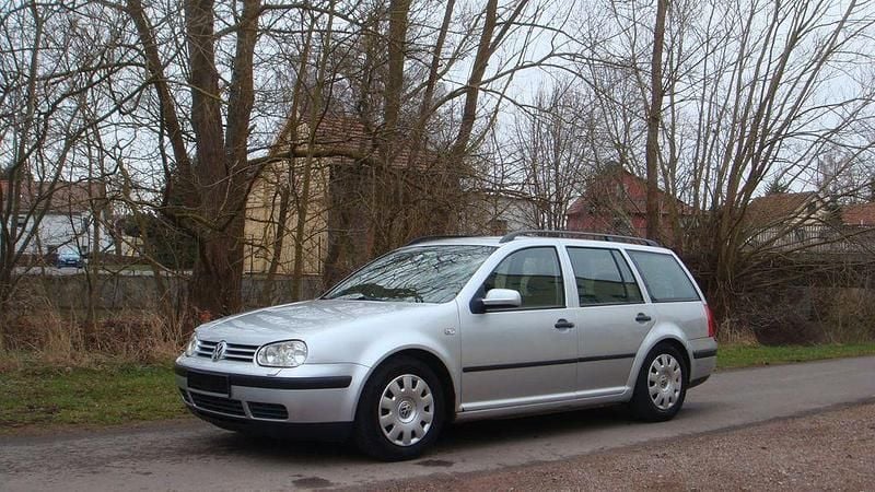 Gebraucht VW Golf IV Edition 101 PS (74 kW) 2000 Silber Kombi
