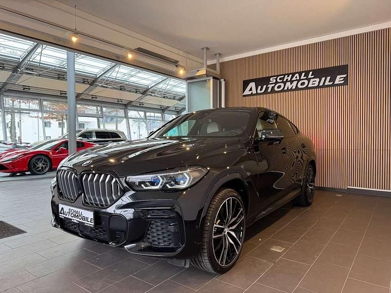 Black sapphire metallic Gebraucht 2022 BMW X6 M SUV | 69.890 € (Superpreis) - Bild 1/4