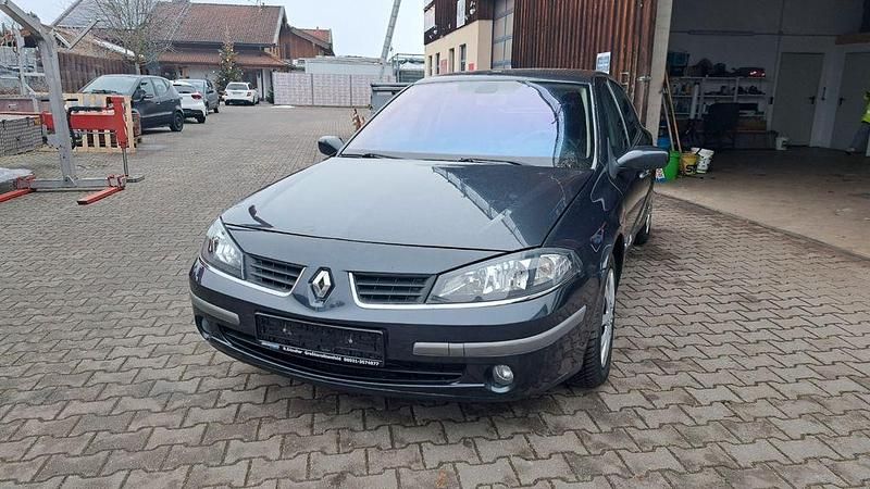 Gebraucht Renault Laguna II Dynamique 135 PS (99 kW) 2005 Grau Limousine