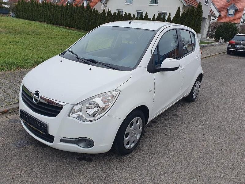 Weiß Gebraucht 2010 Opel Agila Edition Kleinwagen | 2.990 € (Fairer Preis) - Bild 1/4
