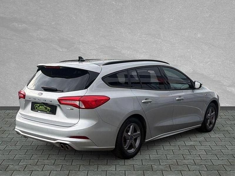 Gebraucht Ford Focus ST-Line 155 PS (114 kW) 2020 Polarsilber metallic Kombi
