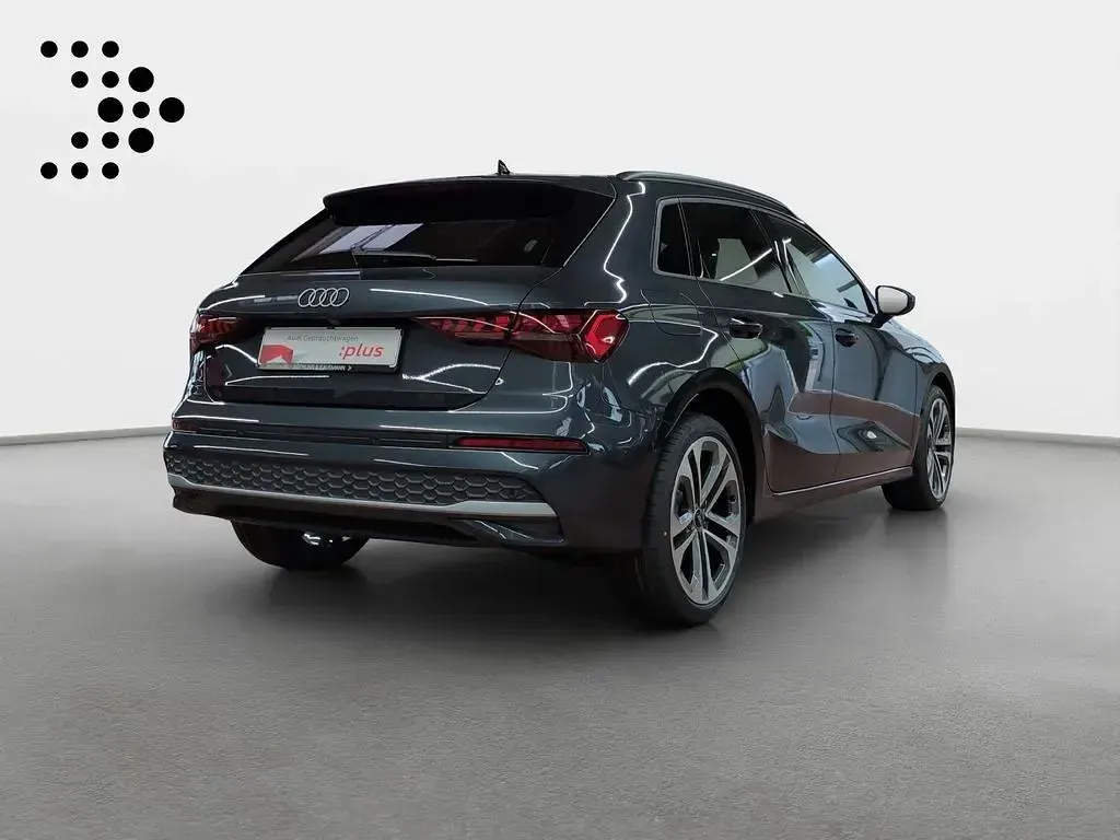 Używany Audi A3 Advanced 204 KM (150 kW) 2025 Szary Sedan/Limuzyna