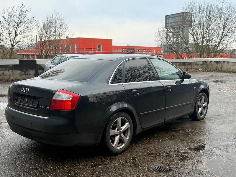 Gebraucht Audi A4 131 PS (96 kW) 2004 Schwarz Limousine