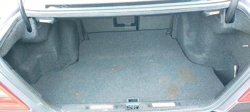 Gebraucht Mercedes C180 Classic 122 PS (89 kW) 1994 Braun Limousine