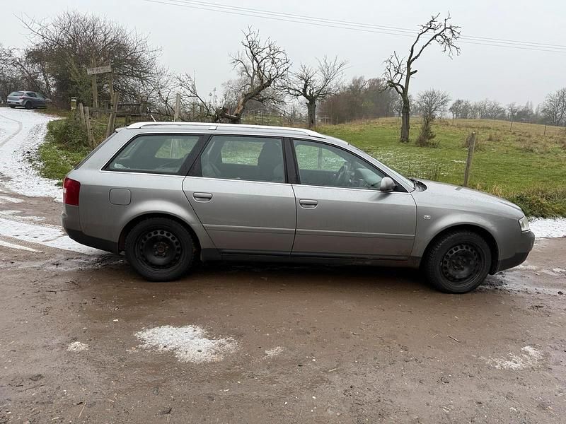 Gebraucht Audi A6 170 PS (125 kW) 2002 Andere farben Kombi