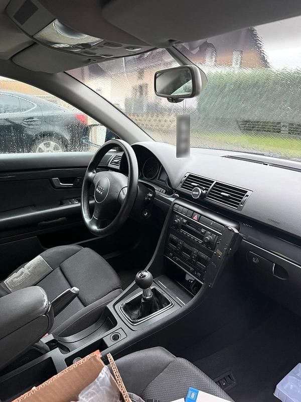 Gebraucht Audi A4 131 PS (96 kW) 2004 Blau Kombi