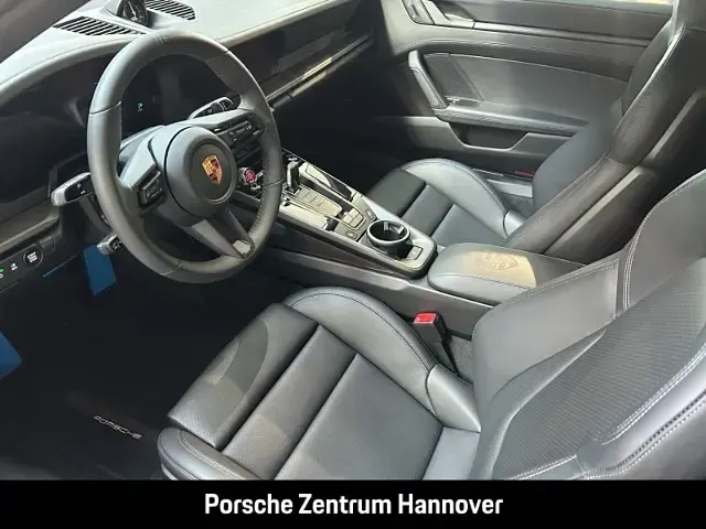 Neu Porsche 911 Carrera 394 PS (289 kW) 2025 Gruen Coupé