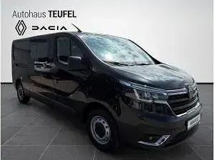 Neu Renault Trafic Komfort 150 PS (110 kW) 2025 Schwarz (tenebroschwarz) Van / Kleinbus