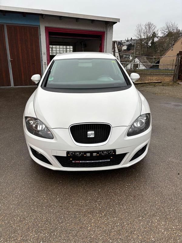 Gebraucht Seat Leon 140 PS (102 kW) 2012 Weiß Kleinwagen
