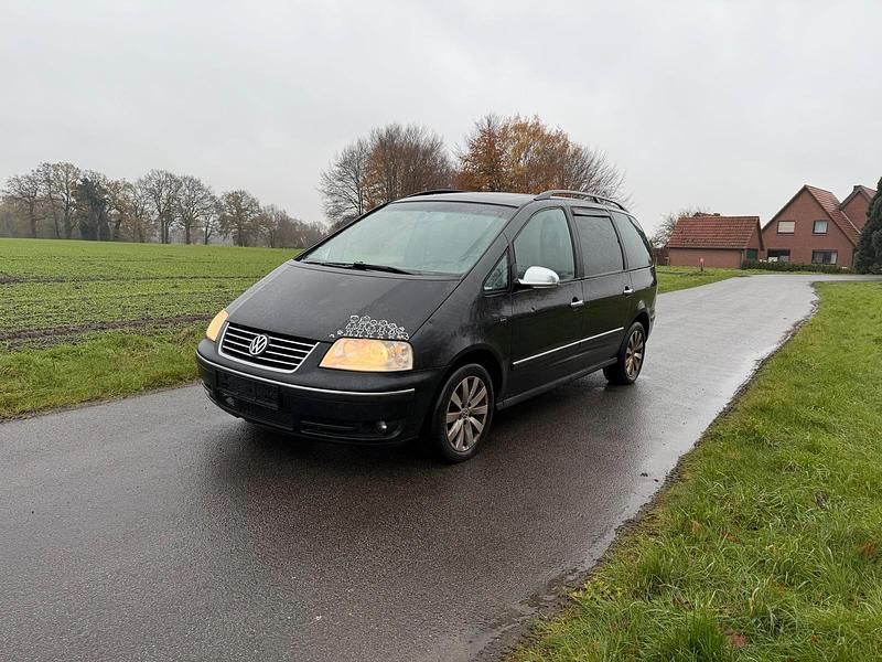 Schwarz Gebraucht 2005 VW Sharan Van / Kleinbus | 1.999 € (Guter Preis) - Bild 1/4