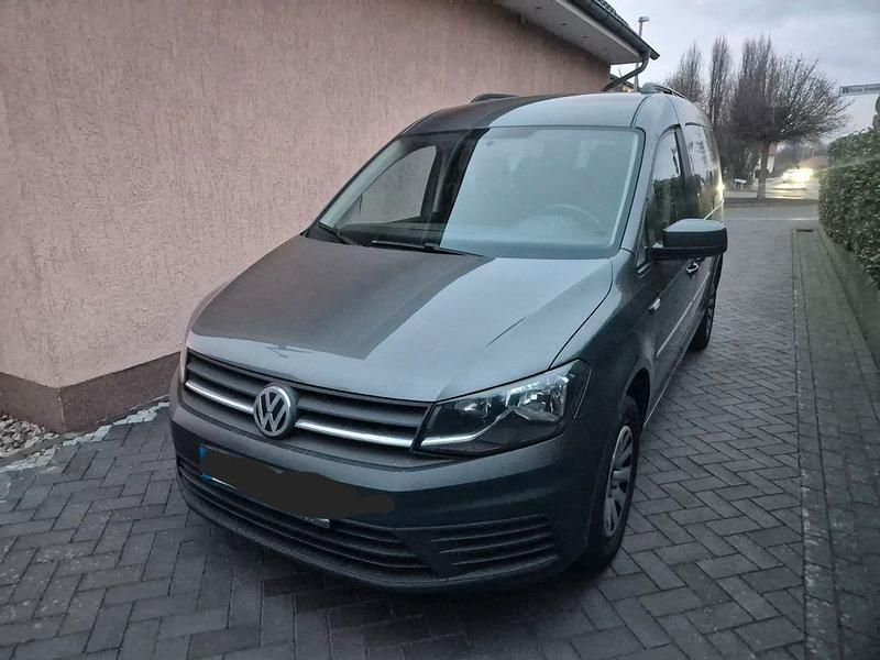 Gebraucht VW Caddy Maxi 102 PS (75 kW) 2018 Grau Van / Kleinbus