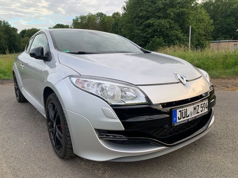 Silber Gebraucht 2012 Renault Mégane III R.S. Coupé | 14.985 € (Guter Preis) - Bild 1/4