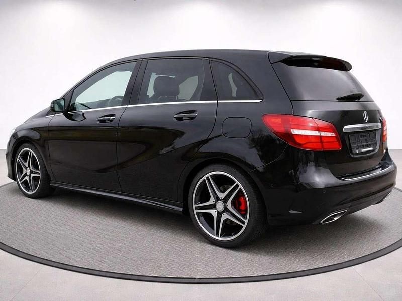Gebraucht Mercedes B220 AMG 177 PS (130 kW) 2015 Schwarz Kleinwagen