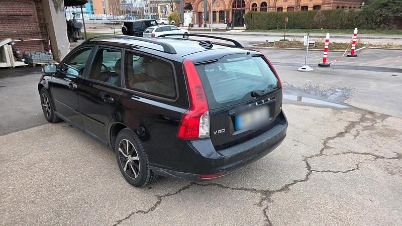 Gebraucht Volvo V50 125 PS (91 kW) 2008 Schwarz Kombi
