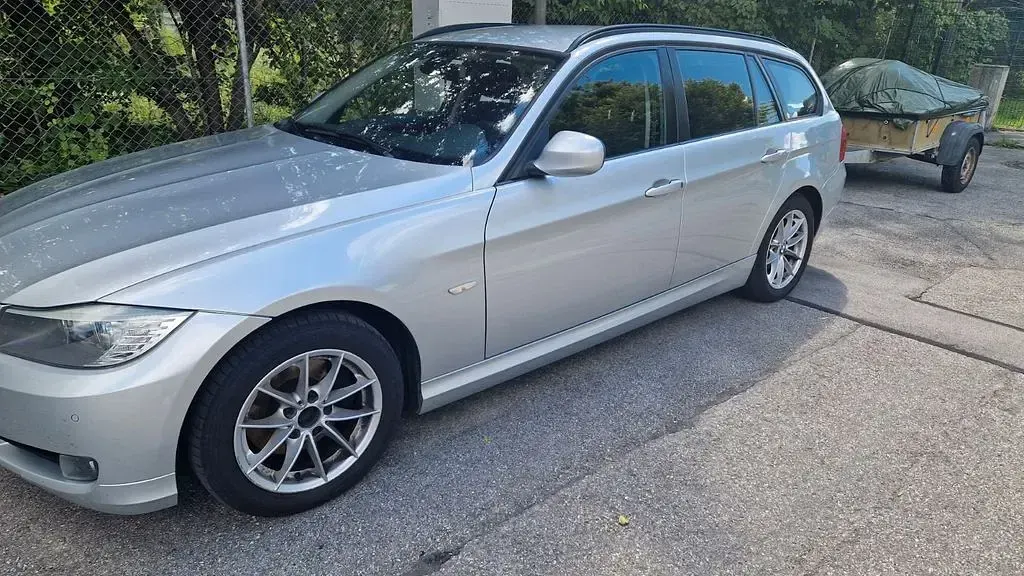Second-hand BMW 320 184 CP (135 kW) 2011 Argintiu Break