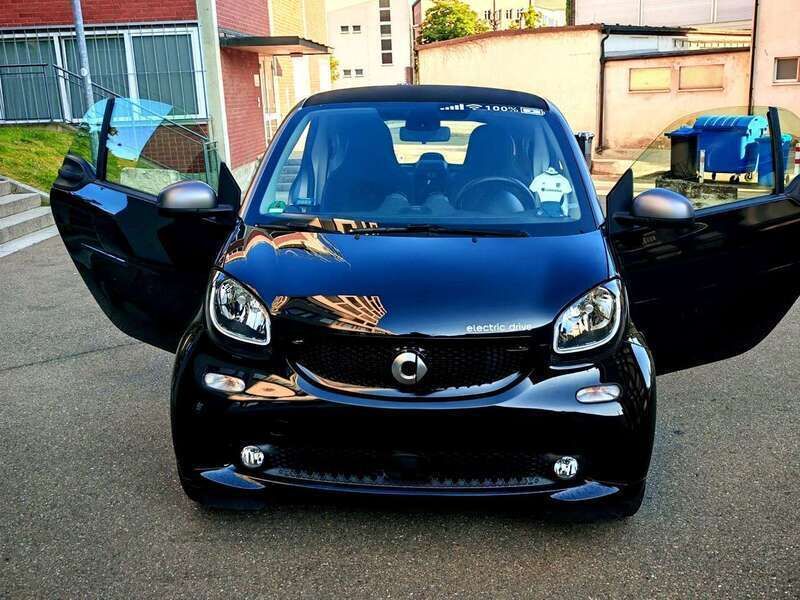 Schwarz Gebraucht 2018 Smart ForTwo Electric Drive Coupé | 7.700 € (Fairer Preis) - Bild 1/4