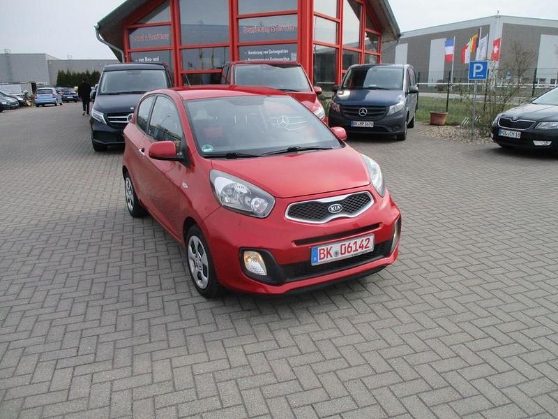 Gebraucht Kia Picanto Edition 7 69 PS (50 kW) 2012 Rot Kleinwagen