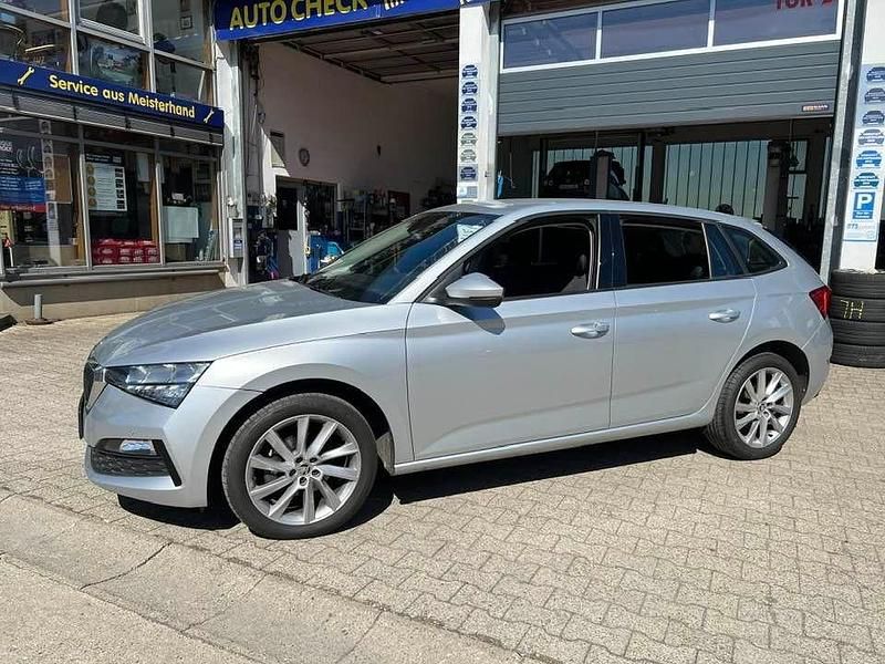 Gebraucht Skoda Scala Style 110 PS (80 kW) 2022 Silber Kleinwagen