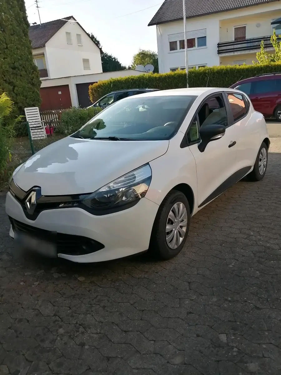 Gebraucht Renault Clio IV 75 PS (55 kW) 2015 Weiß Limousine