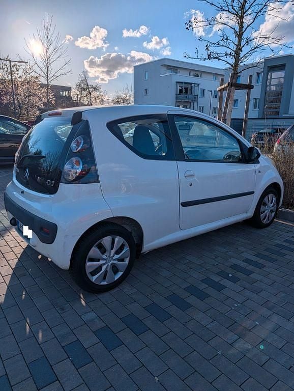 Gebraucht Citroën C1 Style 68 PS (50 kW) 2009 Weiß Kleinwagen
