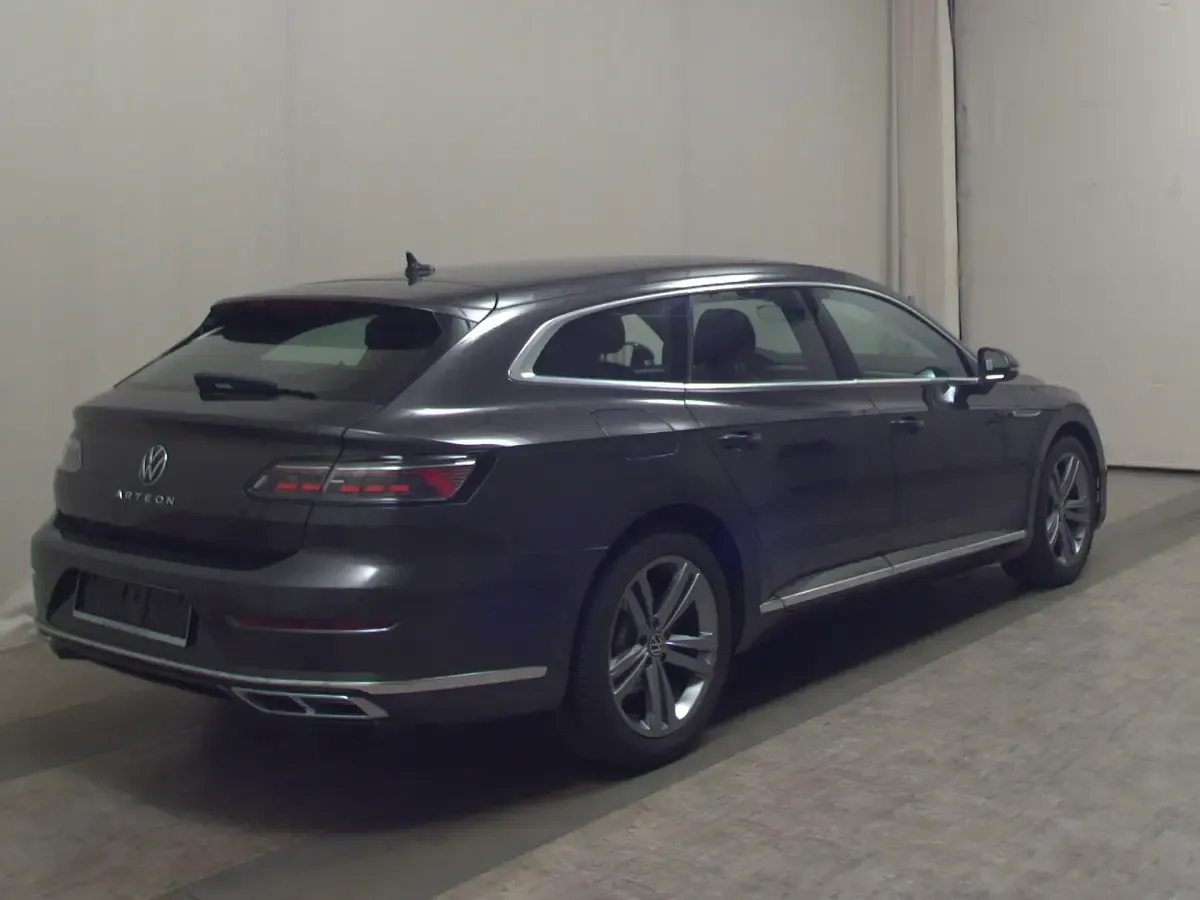 Gebraucht VW Arteon R-line 200 PS (147 kW) 2023 Mangangrau metallic Kombi
