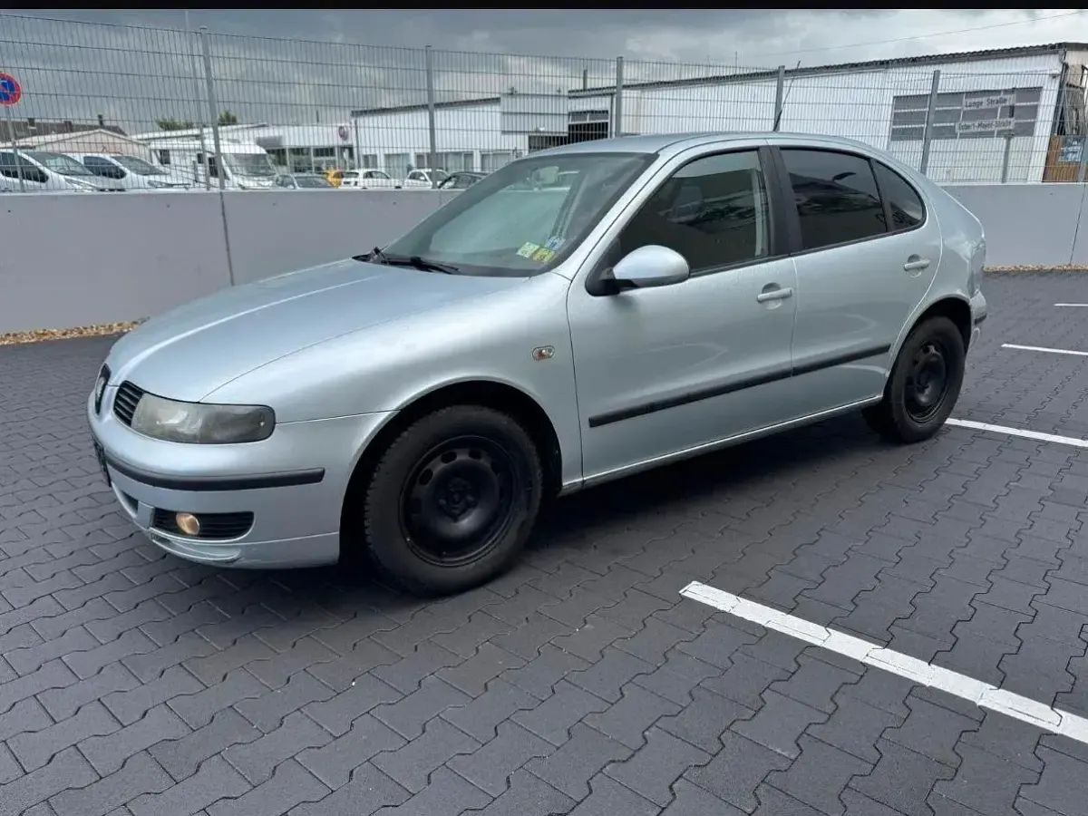 Gebraucht Seat Leon 105 PS (77 kW) 2005 Silber Kleinwagen